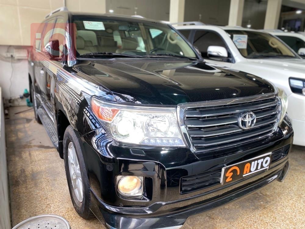 تويوتا لاندكروزر